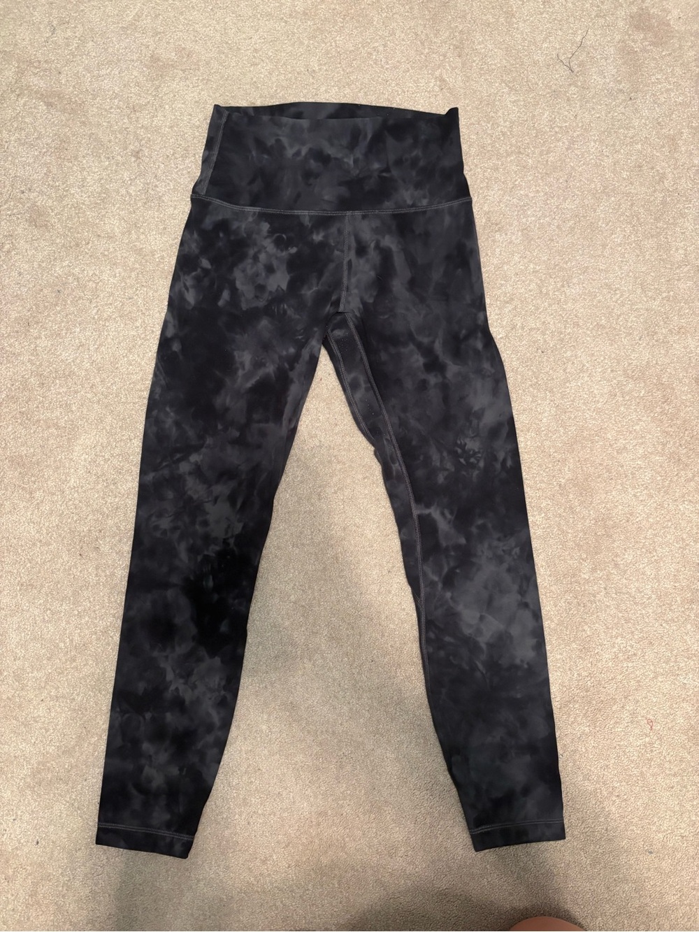 Lululemon Black Tye-Dye Align Leggings Full-Length High-Rise Size 6